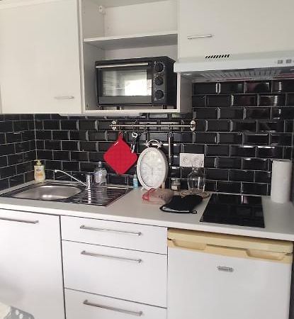 Petit Logement Sur Jardin Apartamento Saint-Herblain Exterior foto